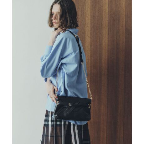 [^ԁF07000817900]炩ȍfނiȃV_[obOBRpNgȃXNGAtHɁAxgƐ؂ւCAꂽfUCɎdグ܂Bّfނ̃`F[Xgbv͎OłANb`obOƂĂg2WAYdlBigZj[V[܂ŕL􂵂܂BA4pF~zi10~20cmjFZybg{gi500mljF~fp摜́A̓ŐFČꍇ܂Bg̃j^[ɂďi̐FČꍇ܂B25AW