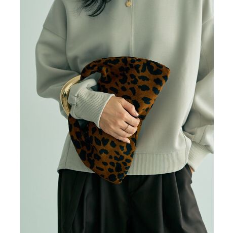 [^ԁF07000943900]̓IŃA[geCXgȃ^nhڂ䂭fUCobOBĝ݂XEF[h^b`fނgpCpNĝ郌Ip[hX^CO|CgɍœKłBRpNgȂoɒx悢TCYŃ_uWbv̎g̗ǂdlBJWAȃR[fBl[gɂiȃANZgvXĂ邨߂̃ACełBA4pF~zi10~20cmjFZybg{gi500mljFZ SCULPTURE Iȃnh́ALE VERNISIWiBObv₷悤ɉxǂdˁA悢A[`⌨ɓށA₷dオɂȂĂ܂B֘AACeSculpture triangle Si07000795300jyLE VERNIS^ExjzsIŎRȃX^CAl̏ɌăACfeBeB̂l̏ɌătŃtF~jȃ~bNXX^CāB@[J[^ԁF252-210506fp摜́A̓ŐFČꍇ܂Bg̃j^[ɂďi̐FČꍇ܂B25AW