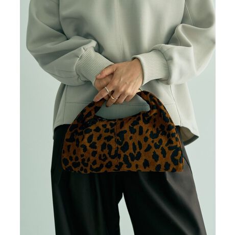 [^ԁF07000943900]̓IŃA[geCXgȃ^nhڂ䂭fUCobOBĝ݂XEF[h^b`fނgpCpNĝ郌Ip[hX^CO|CgɍœKłBRpNgȂoɒx悢TCYŃ_uWbv̎g̗ǂdlBJWAȃR[fBl[gɂiȃANZgvXĂ邨߂̃ACełBA4pF~zi10~20cmjFZybg{gi500mljFZ SCULPTURE Iȃnh́ALE VERNISIWiBObv₷悤ɉxǂdˁA悢A[`⌨ɓށA₷dオɂȂĂ܂B֘AACeSculpture triangle Si07000795300jyLE VERNIS^ExjzsIŎRȃX^CAl̏ɌăACfeBeB̂l̏ɌătŃtF~jȃ~bNXX^CāB@[J[^ԁF252-210506fp摜́A̓ŐFČꍇ܂Bg̃j^[ɂďi̐FČꍇ܂B25AW