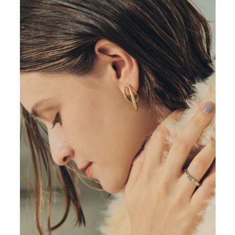 [^ԁF07001202200]ȐNXjAX郂`[tȃCOBg[dĂő̃ACeƂ킹₷A悭{[̂tH܂؂₩ɉo܂BVvȃX^COɃANZgĂ邨߂̃ACełBfp摜́A̓ŐFČꍇ܂Bg̃j^[ɂďi̐FČꍇ܂B25AW