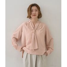スカーフリング付きボウタイブラウス