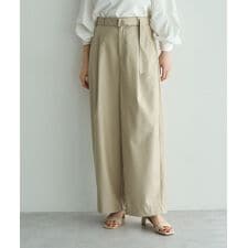 ベルト付きカーヴィーパンツ