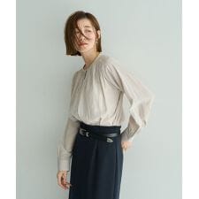 ギャザーブラウス