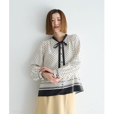 ドットパネル柄リボンブラウス