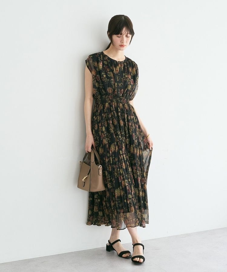 シアー花柄プリーツワンピース | イェッカ ヴェッカ(YECCA VECCA