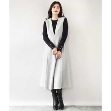 オフオン(OFUON)のラメツイードVネックジャンパースカート/洗える/WEB限定サイズあり