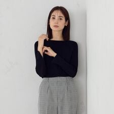 スクエアネック　ニット