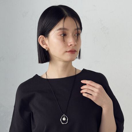 [^ԁF12-86AK05-205]sfUCtI[oOp[cƑ݊̂vX`bNp[|Cg̃TeR[h̃lbNXłB{[XChŒ߂ł̂ŁÂ݂gbvX̃fUCɍ킹Ēς̂|CgłBV[gAOlXȎgȂ\łBXCh{[XChہA[̃p[cẴXCh͂Bp[c\܂BXChۂ̓XCh{[wŌŒ肵ԂŁAȂׂXCh{[ɋ߂R𐂒ɈăXChĉBV[YXłg܂BsfށtiɋPI[obLp[c1.2cm̃vX`bNp[gݍ킹A񌳂ɂ͌yĊ炩ȑfނŔ݂ǂTeR[hgp܂Bcccccccccccccccc򊴁FAWX^[FȂiXChjccccccccccccccc