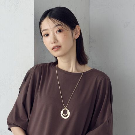 [^ԁF12-86AM09-205]sfUCtI[oOтȒƖڂɂāAő݊gbvfUCBYCNȕ͋CAJWAȃR[fBl[gtɈĂ܂B}bgȃOƌ򂠂郊Õ_uÓAVvȃfUCs镵͋CɎdグĂ܂B񌳂̓`F[ł͂ȂȂ̃R[hgpĂ̂ŌyAȂǂ₷V[YɂSĎgpł܂BXChŕR̒͒߂ł̂ŁÂ݂gbvX̃fUCɍ킹ĒV[gA~fBAAOɕς̂|CgłIXChۂ̓XCh{[wŌŒ肵ԂŁAȂׂXCh{[ɋ߂R𐂒ɈăXChĉBsfށt}bgƌ̈قȂ鎿\łAANZT[ł悭gfށB߂yȃXCh{[̃AWX^[Bcccccccccccccccc򊴁FAWX^[FȂiXChjcccccccccccccccc