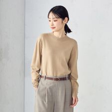 【ウォッシャブル】ベーシック　袖ボタンニット
