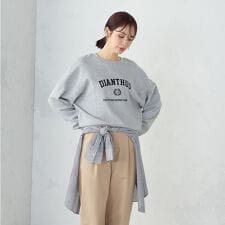 コムサイズム(COMME CA ISM)のカレッジロゴスウェット