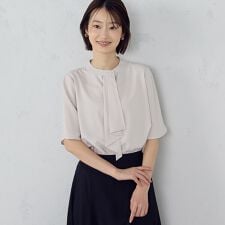 ボウタイ風 半袖ブラウス
