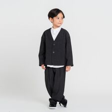 コムサイズム(COMME CA ISM)の【オンライン限定】ノーカラーセットアップスーツ