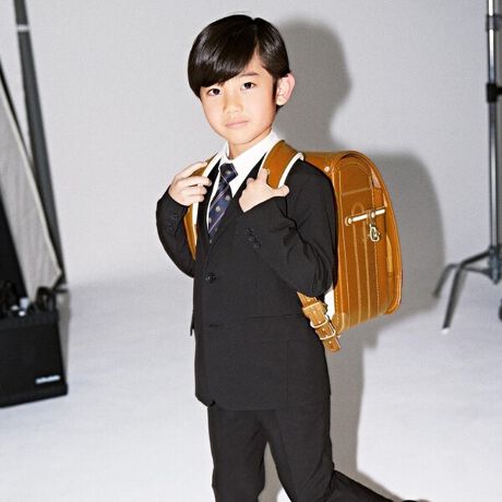 [^ԁF98-86XM01-205]sfUCtZyVRvylHvBʓIɃhZ̕ϓIȏd1100-1300gOƌĂ܂BRTCỸhZ1050gOŌydオłBZg₷ȏ^ubg[ł܂ByA4tbgt@CTCYz̗pBȏA4NAt@C傫X[YɎ[o܂B^ubgPC(ő啝2.3~3.0cmj܂܂BI[gbN}OlbggpC̗͂ŏOUA^b`ŏO̊J߂\BNNiXJgpiRO₷`̃iXJłB)ZS6NԂɑςϋv̗ǂmȕi̓{łB6NԈS̕iۏ؏Ă܂B(̈ӓɂj̏ꍇ̂AłĒ邱ƂLۏ؏łjZSʈS360ˍޕtBO㍶E4Ɏꂽ˕e┽ˍނCgɔ˂ČAql̈ʒum点܂Bxg̃obN̓s悪OɏoȂS݌vBZKcӂ股wJgpB(R̕t̗グ@\ŁAhZwɃsb^tBbgBɍ킹čEɍL܂)Ewė̒ʋC\(ẘۂ݂ɃtBbg闧̎dグłBڑ̂ɐG镔͒ʋCɗDꂽfނgpĂ܂jEӂ股V_[gp(܂ňȏɃNbVAӂӂ̂₳RȂ̂Ōւ̕SyASn悭g܂)sfށtSESȍYlHvN[m(R)GtgpĂ܂BȂ₩Ȋv炵ɗDĂ܂ByN[m̓z1.ycfގ̂yȂqlɂ₳fނłB2.vc6NԂ̎gplANApfނőϋvɗDĂ܂B3.ɋAȒPc\ʂ͑ϐ̃E^ł̂ŕ\ʂɔGĂ^ꂵdȂ肵܂B