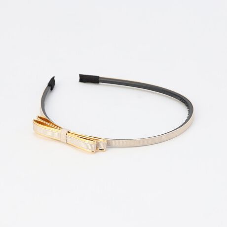 [^ԁF98-88AM02-205]sfUCtS[hg~Oꂽ׃OO{̃J`[VłB򂪏Ȃ}bgȎ̃OO{ɃS[hg~O邱ƂŁA؂₩ŏiۂɎdグĂ܂B{TChɂ邱ƂŁA_EEAbvǂ̃X^CłoXǂ܂܂BnŃVvȃfUCȂ̂ŁAtH[}fC[܂ŁAlXȃV[łgp܂Bׂǂ߂Ă̂ŁA̖т炩qlłɂASĎg܂BƂׁ̈A̍邱Ƃ܂BBsfށtɑAcɍׂgƂŁA\ʂɋKIȉ̂OO{gpĂ܂B