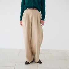 コムサモデルズ(comme ca models)の【美しいベーシックパンツ】ワイドシルエット チノパンツ