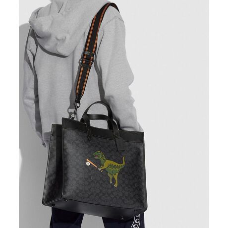 日本限定】フィールド トート 40 シグネチャー キャンバス ウィズ  