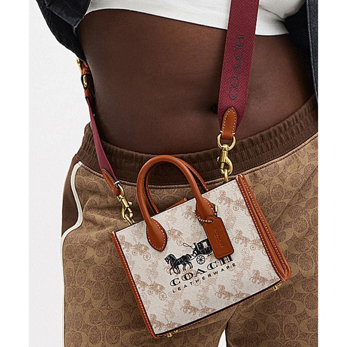 【 COACH 】 エース トート バッグ 17 ホース & キャリッジ エース トート バッグ 17・ホース アンド キャリッジ プリント