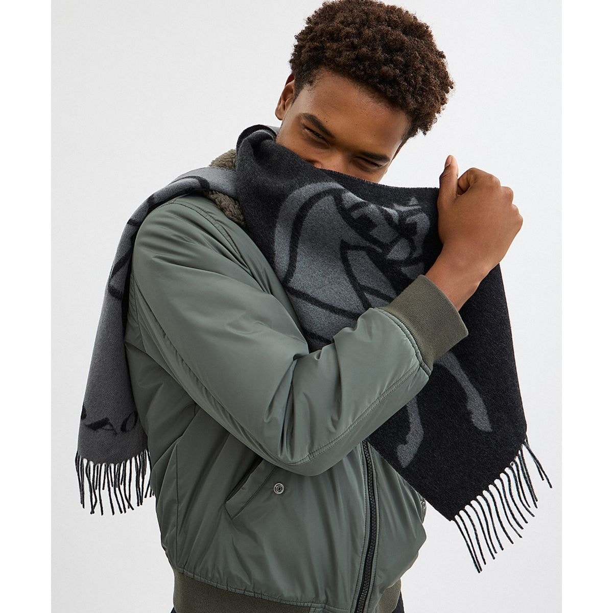 リバーシブル シグネチャー カシミヤ マフラー | コーチ(COACH