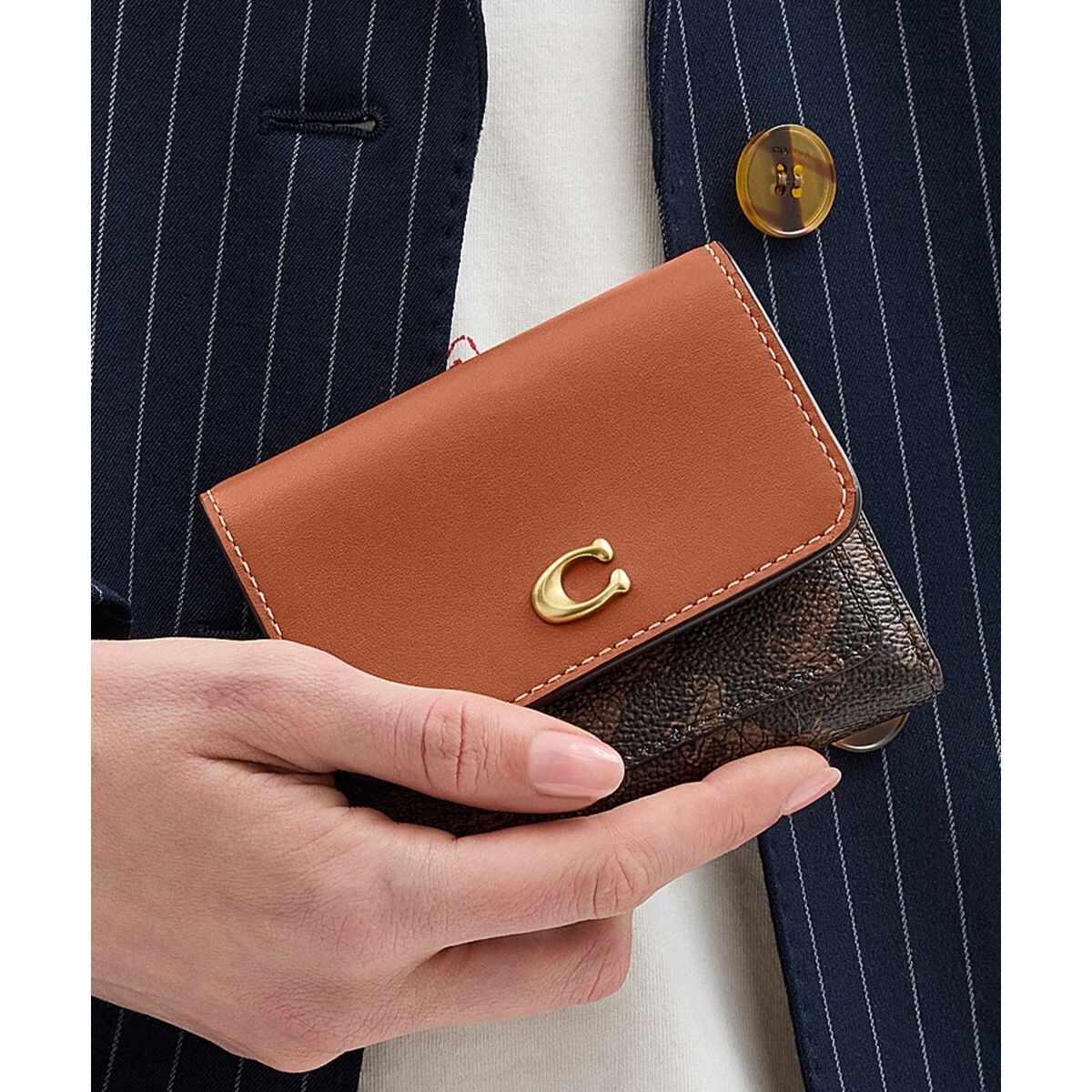 コーチ(COACH) 二つ折り財布・三つ折り財布 の通販 | マルイ