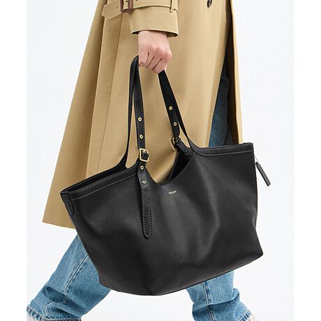 [^ԁFCAM00 B4BK]O}V[ g[gt@bViułA[͔Q gGramercy ToteiO}V[g[gjhBAVg[ȃxgfUC̃V_[XgbvobOS̔ȐȂǁAR[`̃Ntg}VbvfBe[BpƃX^CbVȃbN̗obOłBA4TCY͂Aő16C`̃m[gp\RLXƂTCYBMdi[ł̃|PbgɁA}OlbgJgяoɂ܂Bnh̕tɂobNŒ𒲐߂邱ƂŁA莝͂񌨊|łg܂BV[Yɍ킹Ē߂ɒ΁AR[g̏ォ|Ă܂BE uh̊młNtg}VbvŎdグg[gobOE i` OC U[E ɃXibvt|PbgE }Olbg XibvJE \nhA{̂܂ł̒28.5cmE e x 4E c26cm x 35cm x }`19.5cmE A4TCYA14C` m[gp\RA16C` Macbook Pro܂Ŏ[\E d810ggp̃p\RX}[gtH̉ʐݒ@ɂۂ̃J[ƈقȂČꍇ܂ByCOACHɂāz1941NɃj[[NőnO[ot@bVuhłBƋ@\˔R[`iɂ́AnNtg}Vbvוɂ܂łɍs͂Aō̎gSnƃX^C͂܂BR[`ւNVbN X^CƗDꂽNIeB́Aj[[N }nb^̃tgŁA80NȏOAŏ̃R[`̊viꂽɊmꂽ̂łB1941N̑nƂ璷NoĂh邪ȂR[`̖{BiAϋvA@\AX^Cƌl{uhƎxAWF_[XɎgfUCLxɂAMtgɂ߂łBNGCeBuEfBN^[̃X`A[gEB@[X̃rWƁÃz[^Ełj[[ŃAN󂯓piCN[VujAėEC鐸_ɃCXpCAAN炵悤ɁAîÂs܂B