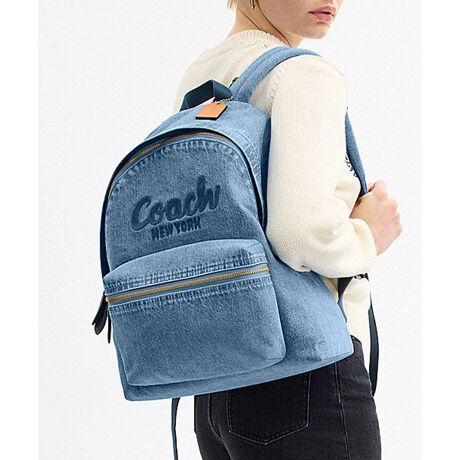 [^ԁFCAT43 B4IN]J[S obNpbNKvȂ̂i邾j^ׂAyꂵJ[S obNpbNBR[`̕ML̂̃ShJڂ܂By₩ȃfjōグAWbvAEhJ̍LXƂX^CłBA4TCYő16C` m[gp\RTCYBɑ@\|PbgAÕ|Pbgɂ͕Kioꂵ₷[ł܂B ӂVGbgA_nێEĐAlAy̌SƐY߁AYfzʂ𑝉郊WFleBu_Ƃ̗p_ꂩ璲BRbgōグ܂Bnւ̉e}R[`̎g݂_ɂAiACełBE uh̊młNtg}VbvŎdグbNiobNpbNjE fjAt@Ch J[t U[E ɃXibvt|PbgE OɃWbv |PbgE WbvJAntE nh{̂܂5cmE \V_[ XgbvE c38.5cm x 33cm x }`14cmE A4TCYA14C` m[gp\RA16C` Macbook Pro܂Ŏ[\E d850ggp̃p\RX}[gtH̉ʐݒ@ɂۂ̃J[ƈقȂČꍇ܂ByCOACHɂāz1941NɃj[[NőnO[ot@bVuhłBƋ@\˔R[`iɂ́AnNtg}Vbvוɂ܂łɍs͂Aō̎gSnƃX^C͂܂BR[`ւNVbN X^CƗDꂽNIeB́Aj[[N }nb^̃tgŁA80NȏOAŏ̃R[`̊viꂽɊmꂽ̂łB1941N̑nƂ璷NoĂh邪ȂR[`̖{BiAϋvA@\AX^Cƌl{uhƎxAWF_[XɎgfUCLxɂAMtgɂ߂łBNGCeBuEfBN^[̃X`A[gEB@[X̃rWƁÃz[^Ełj[[ŃAN󂯓piCN[VujAėEC鐸_ɃCXpCAAN炵悤ɁAîÂs܂B