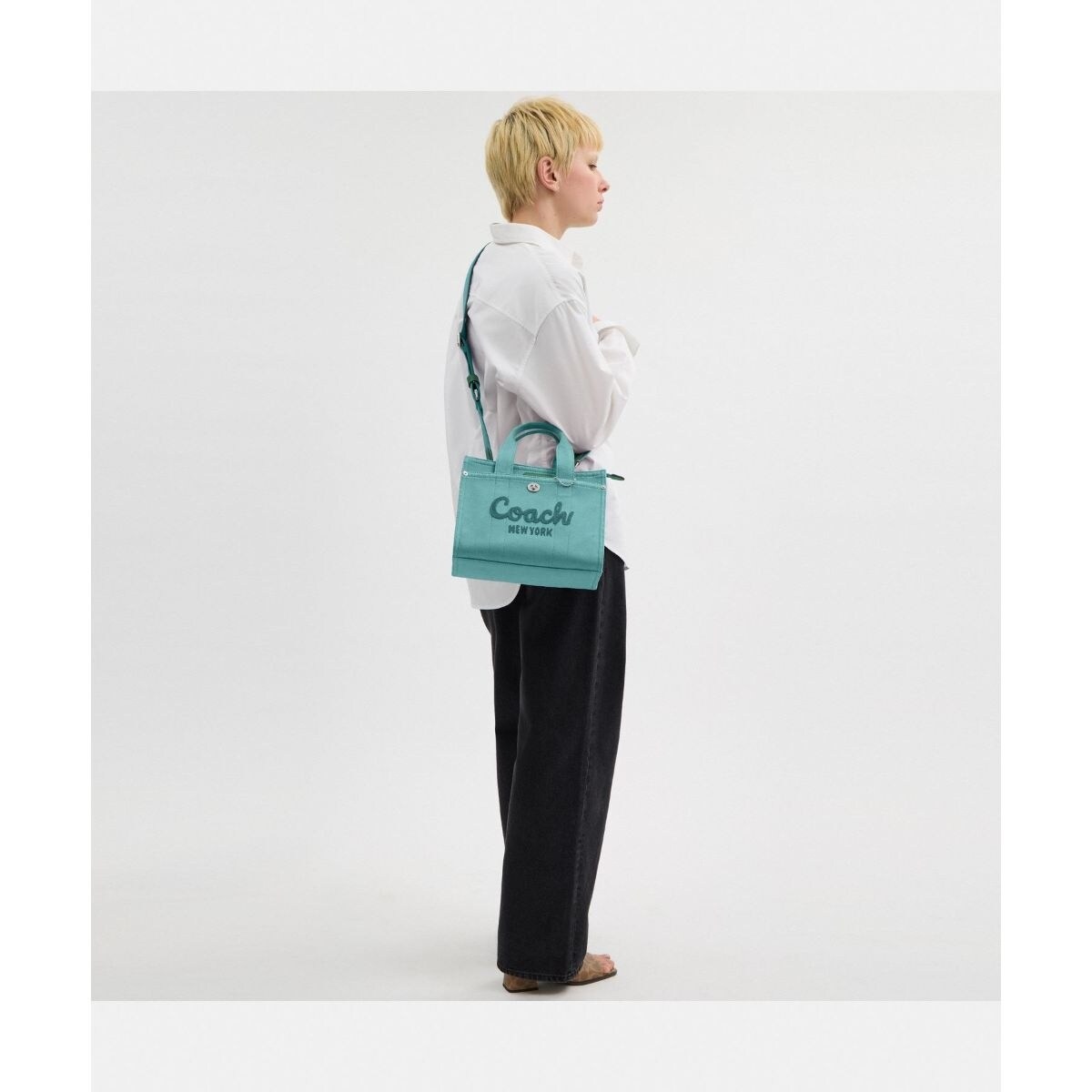 Coach カーゴ トート バッグ 26 CBG46 公式】COACH – コーチ | カーゴ トート バッグ 26