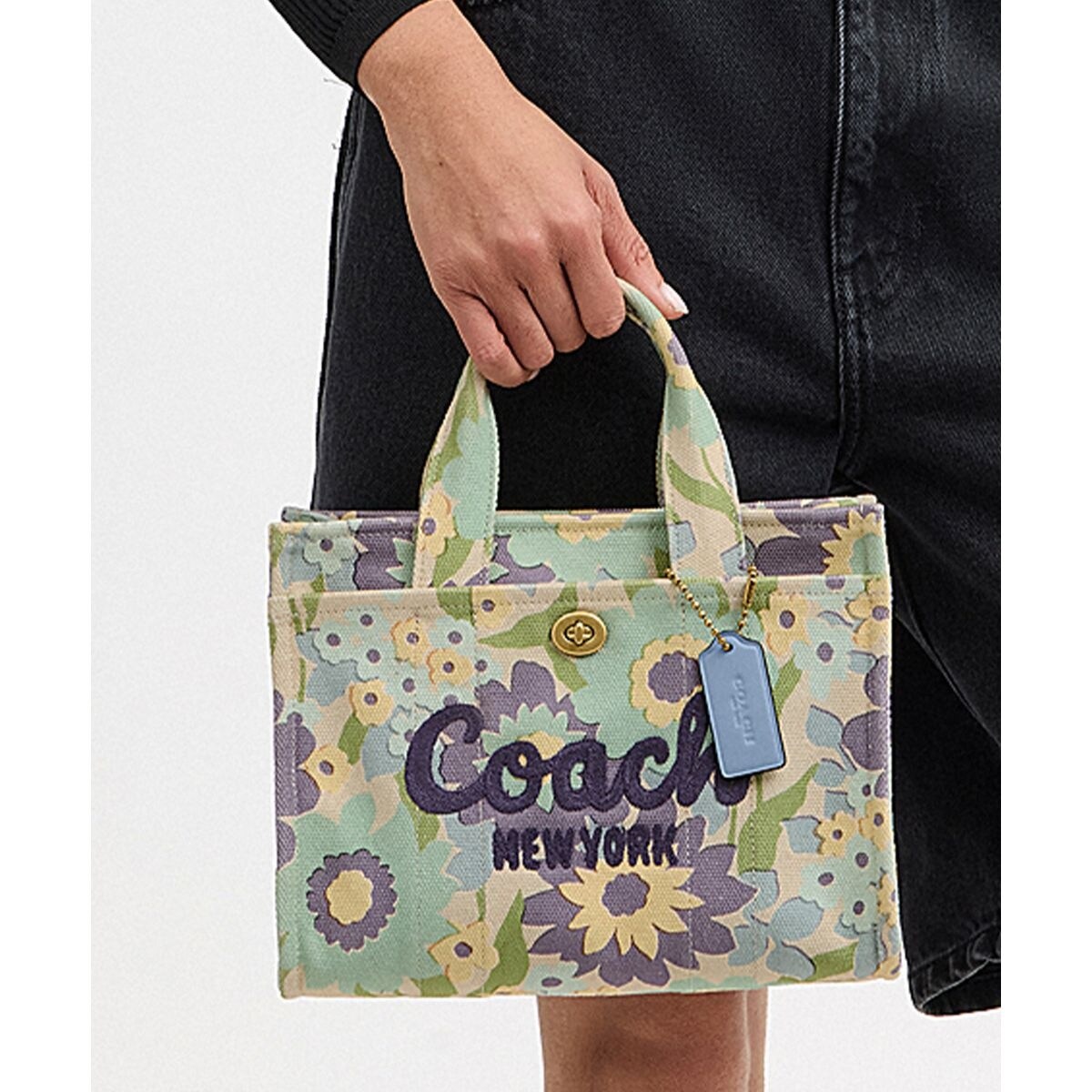 カーゴ トート バッグ 26・フローラル プリント★残りわずか 公式】COACH – コーチ | カーゴ トート 26・フローラル プリント