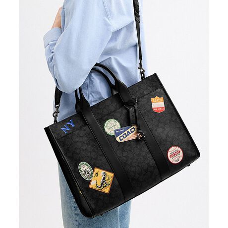 [^ԁFCBF12 A5F]EFX[ g[gEVOl`[ LoXEpb`ꂽ@\ɗh邬ȂMYAEFX[ g[gBU[ƃVOl`[ LoXŎdĂArWlXV[ɂLXƂfUC͂łBBe[WȃX[cP[XXebJ[v킹VѐSӂpb`ڂ܂Bɐڂ₷|PbgAI[vXy[XɂA4TCY15C` m[gp\R[\BZLeBʂS̃WbvJŒgяôh܂BOɂ͒gяoɂ}Olbg Xibv |PbgBťy₩ȃEFrOXgbvt΁A|΂ߊ|̃nYt[X^Cłg܂BE uh̊młNtg}VbvŎdグg[gobOE VOl`[ R[ebh LoXAt@Ch J[t U[AX[X U[E ɃWbv |PbgE OɃ}Olbg Xibv |PbgE Wbv gbvJAntE nh{̂܂11cmE O\XgbvA{̂܂ł̒66cmi|΂ߊ|2WAYdljE e x 4E c31cm x 41.5cm x }`15cmE A4TCYA15C` m[gp\RA16C` Macbook Pro܂Ŏ[\E d1450ggp̃p\RX}[gtH̉ʐݒ@ɂۂ̃J[ƈقȂČꍇ܂B