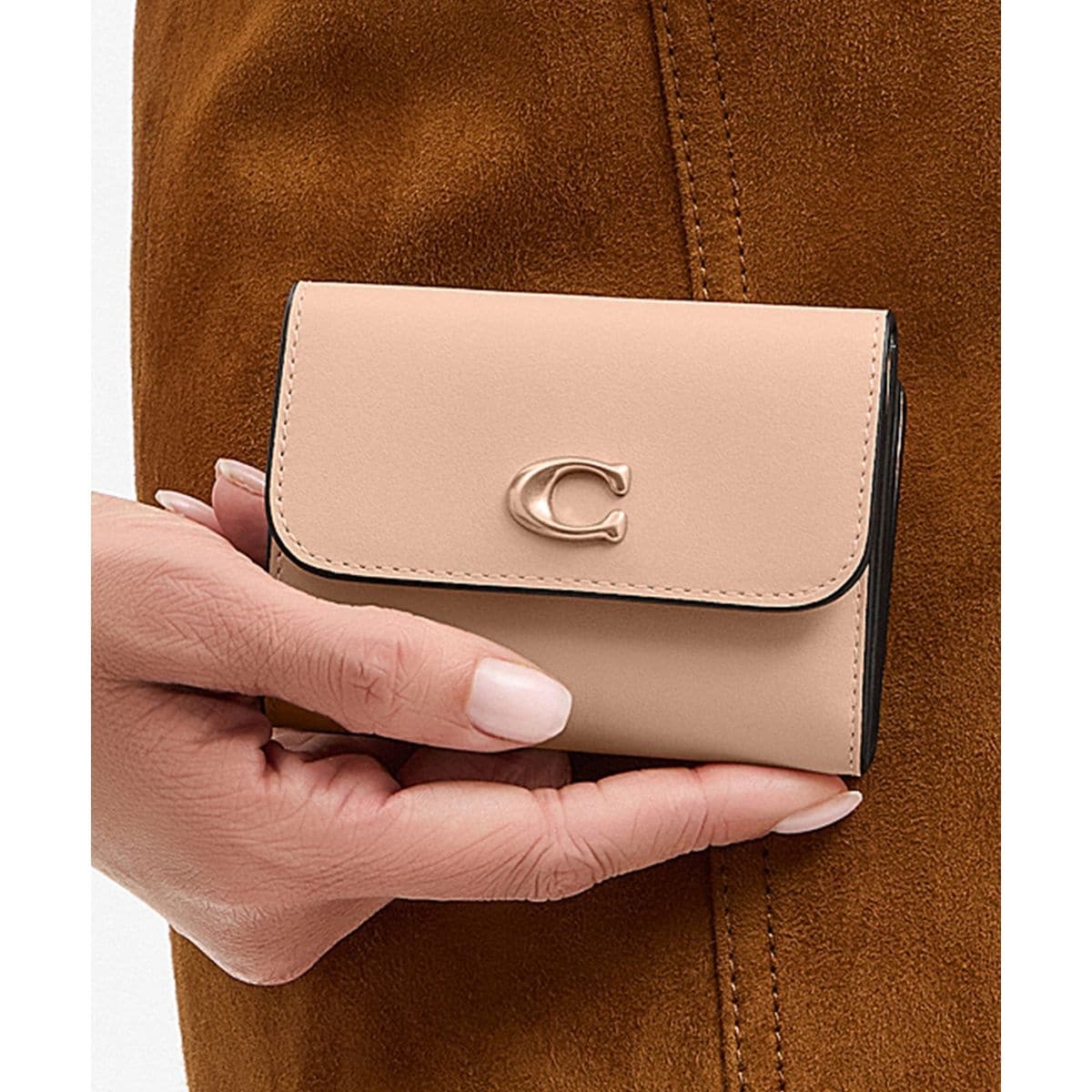 エッセンシャル カード ホルダー ウォレット・カラーブロック COACH｜【公式】エッセンシャル カード ホルダー ウォレット