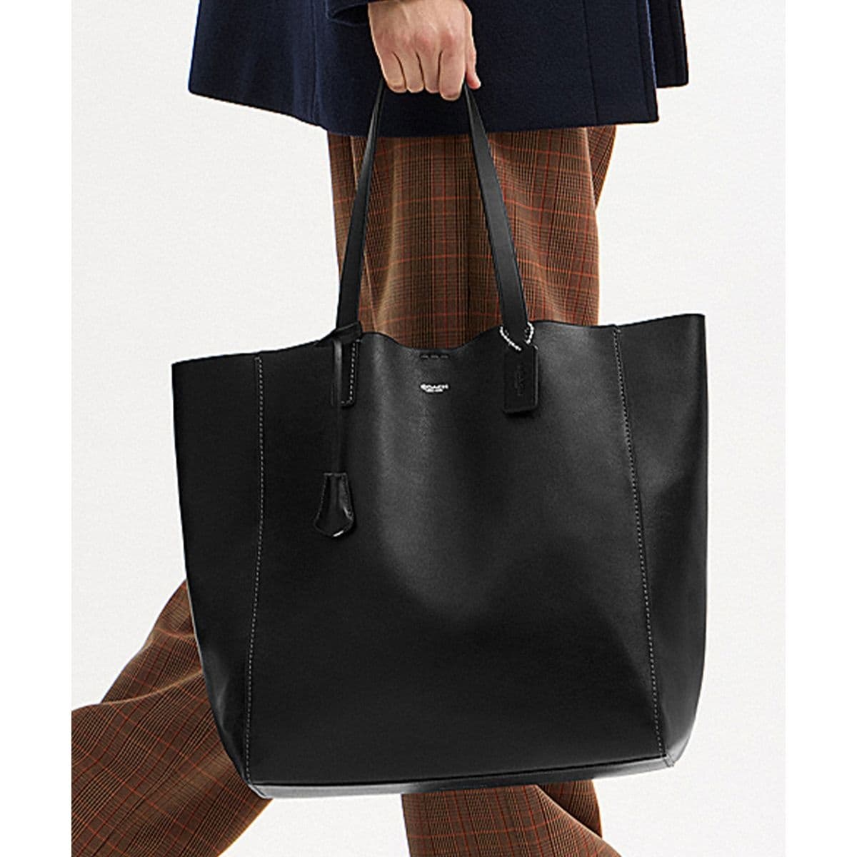 ★極美品★ COACH フィールドトート シグネチャー ホースアンドキャリッジ COACH（コーチ）の「フィールド トート シグネチャー キャンバス