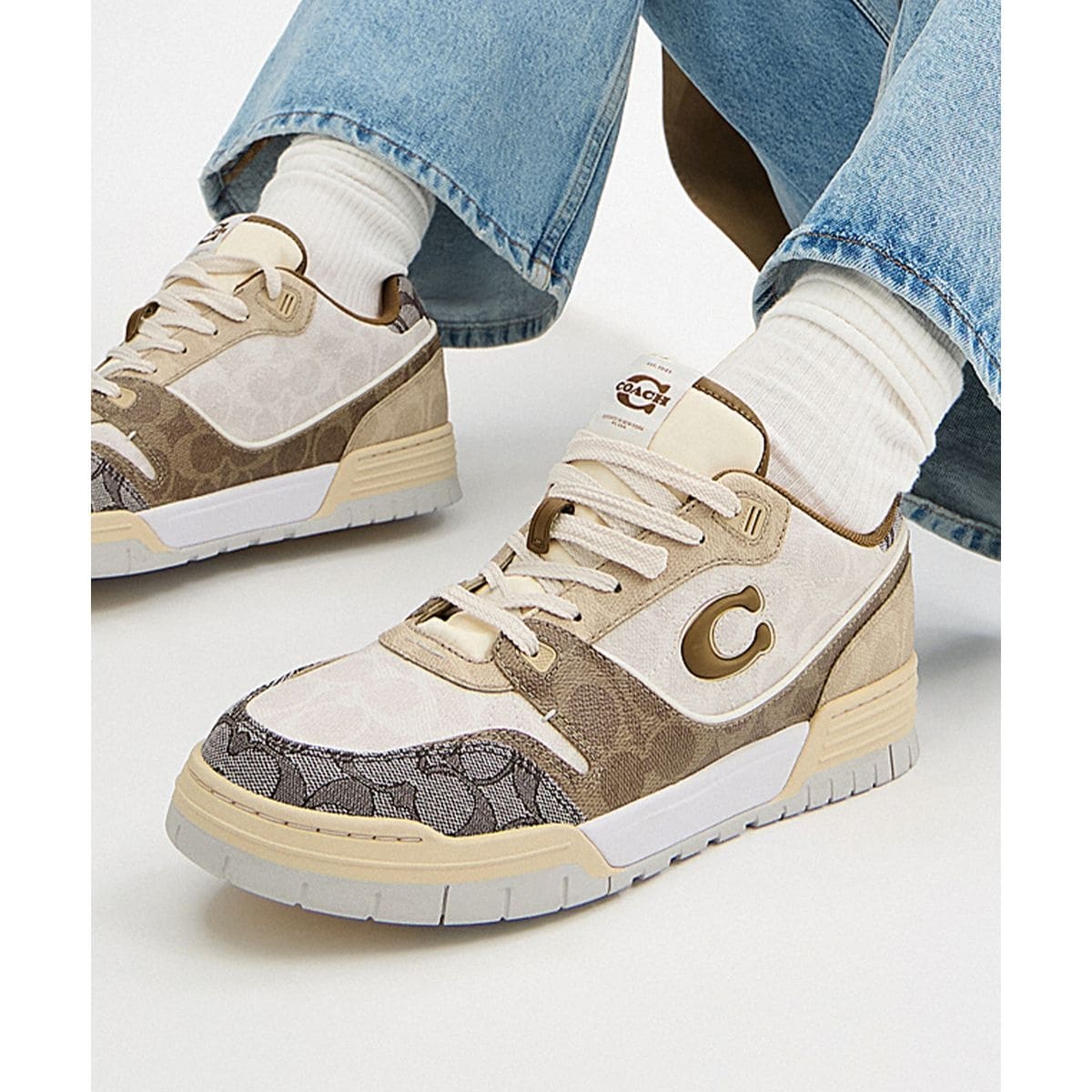 COACHコーチ　シグネチャーキャンバス✖️スエードスニーカー ソーホー スニーカー・シグネチャー キャンバス | コーチ(COACH