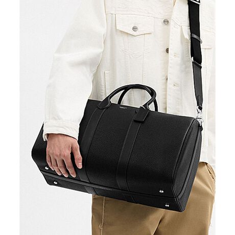 [^ԁFCCB85 BLK]RpX obO 45dx̗s܂őʂɊ􂷂ARpX obOBANeBuȃCtX^Cɍ킹ăfUCĂ܂B_btX^C̑Ԃ45́ATSA𖞂AוƂċ@Ɏ߂܂BɃWbv|PbgƃXbv|PbgAKi𐮗ڂĎ[ł܂B\tg yu U[ƃt@Ch U[ōグ܂BWbvJŒg܂Bt̃Xgbvt΁A|΂ߊ|łg܂BE\tg ؃u U[At@Ch J[t U[EɃWbv |PbgA@\|PbgEWbv gbvJAntEnh{̂܂11cmEO\XgbvA{̂܂ł̒65cmi|΂ߊ|2WAYdljEe x 4Ec27cm x 45cm x }`20cmEA4TCYA15C` m[gp\RA16C` Macbook Pro܂Ŏ[\ETSAič^Aۈǁj̋@ݎו̃TCYKɏgp̃p\RX}[gtH̉ʐݒ@ɂۂ̃J[ƈقȂČꍇ܂BJ[͊Ǘp̕\LłA^O̕\LƈقȂĂ܂ByCOACHɂāz1941NɃj[[NőnO[ot@bVuhłBƋ@\˔R[`iɂ́AnNtg}Vbvוɂ܂łɍs͂Aō̎gSnƃX^C͂܂BR[`ւNVbN X^CƗDꂽNIeB́Aj[[N }nb^̃tgŁA80NȏOAŏ̃R[`̊viꂽɊmꂽ̂łB1941N̑nƂ璷NoĂh邪ȂR[`̖{BiAϋvA@\AX^Cƌl{uhƎxAWF_[XɎgfUCLxɂAMtgɂ߂łBNGCeBuEfBN^[̃X`A[gEB@[X̃rWƁÃz[^Ełj[[ŃAN󂯓piCN[VujAėEC鐸_ɃCXpCAAN炵悤ɁAîÂs܂B