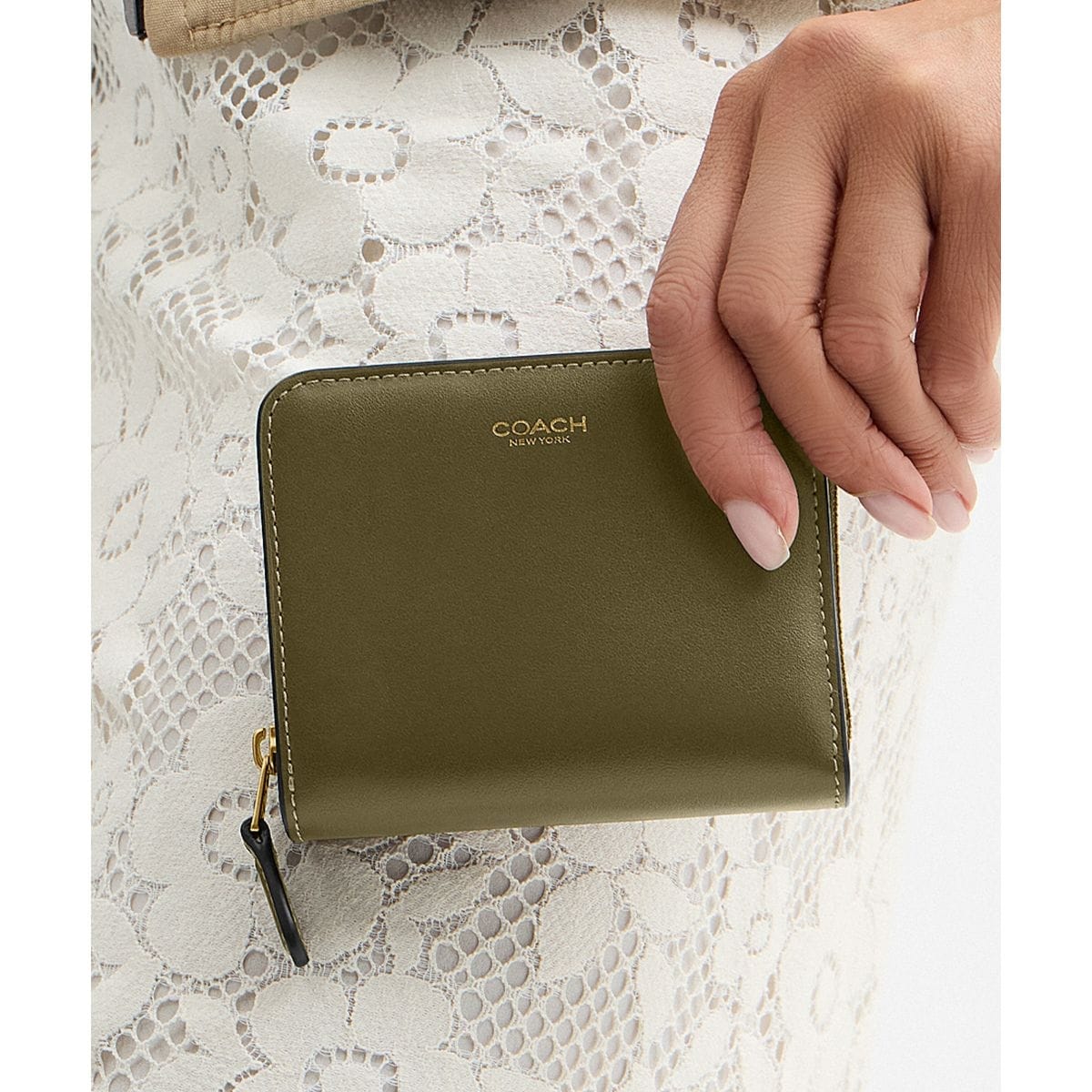 ニューヨーク ビルフォールド ウォレット | コーチ(COACH