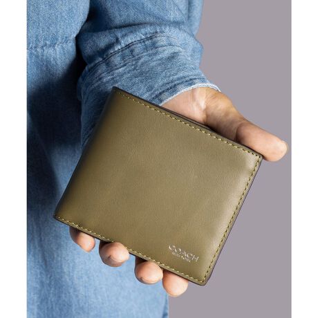 [^ԁFCZ268 OLV]RC EHbgi` OC U[ōグAߗރ|PbgɎ܂₷ĎpIȓ܂zB4̃J[hXbgADRp[ggAXibvtbv̏KAKi[ł܂BEuh̏㎿Ȋvɂ郁Y ܂zEi` OC U[EJ[hXbg x 4EDEXibvtKEc9.5cm x 10cm x }`2.5cmgp̃p\RX}[gtH̉ʐݒ@ɂۂ̃J[ƈقȂČꍇ܂BJ[͊Ǘp̕\LłA^O̕\LƈقȂĂ܂ByCOACHɂāz1941NɃj[[NőnO[ot@bVuhłBƋ@\˔R[`iɂ́AnNtg}Vbvוɂ܂łɍs͂Aō̎gSnƃX^C͂܂BR[`ւNVbN X^CƗDꂽNIeB́Aj[[N }nb^̃tgŁA80NȏOAŏ̃R[`̊viꂽɊmꂽ̂łB1941N̑nƂ璷NoĂh邪ȂR[`̖{BiAϋvA@\AX^Cƌl{uhƎxAWF_[XɎgfUCLxɂAMtgɂ߂łBNGCeBuEfBN^[̃X`A[gEB@[X̃rWƁÃz[^Ełj[[ŃAN󂯓piCN[VujAėEC鐸_ɃCXpCAAN炵悤ɁAîÂs܂B