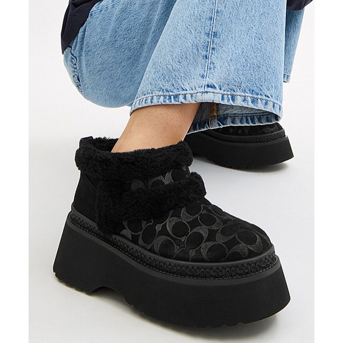 クリスティーナ ブーティ・シグネチャー スエード | コーチ(COACH