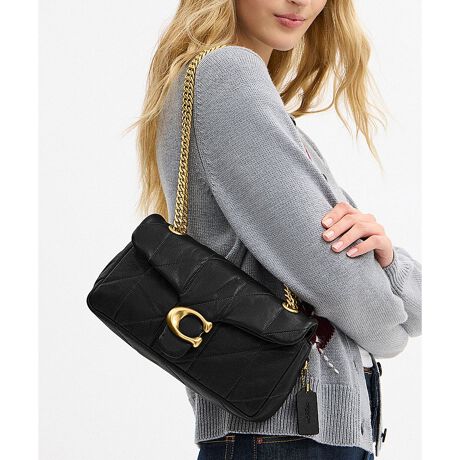 [^ԁFCCW83 B4BK]^r[ V_[ obO 26ELeBO1970NA[JCuĂR[` fUC_ɎdグAACRobOgTabbyi^r[jhBLeBOH{Ȃ₩ȃU[łƂ_炩ɍグAgCh̃n[hEFÃobOłBzTCY̓ɂ͎d؂|PbgtBڂ₷gqɂȂSz܂Bוяoɂ}Olbg Xibv |PbgĂ܂B`F[ Xgbv́A1A܂2AɂăOV[głg܂BES[g U[EɃWbv |PbgA}Olbg Xibv |PbgEOɃ}Olbg Xibv |PbgEvbVbNJAntE`F[ XgbvA{̂܂ł̒54.5cmi|΂ߊ|2WAYdljEc14cm x 26cm x }`8cmEz[\Ed570ggp̃p\RX}[gtH̉ʐݒ@ɂۂ̃J[ƈقȂČꍇ܂BJ[͊Ǘp̕\LłA^O̕\LƈقȂĂ܂ByCOACHɂāz1941NɃj[[NőnO[ot@bVuhłBƋ@\˔R[`iɂ́AnNtg}Vbvוɂ܂łɍs͂Aō̎gSnƃX^C͂܂BWF_[XɎgfUCLxɑAMtgł̂qlɂIтĂ܂BNGCeBuEfBN^[̃X`A[gEB@[X̃rWƁÃz[^Ełj[[ŃAN󂯓piCN[VujAėEC鐸_ɃCXpCAAN炵悤ɁAîÂs܂B