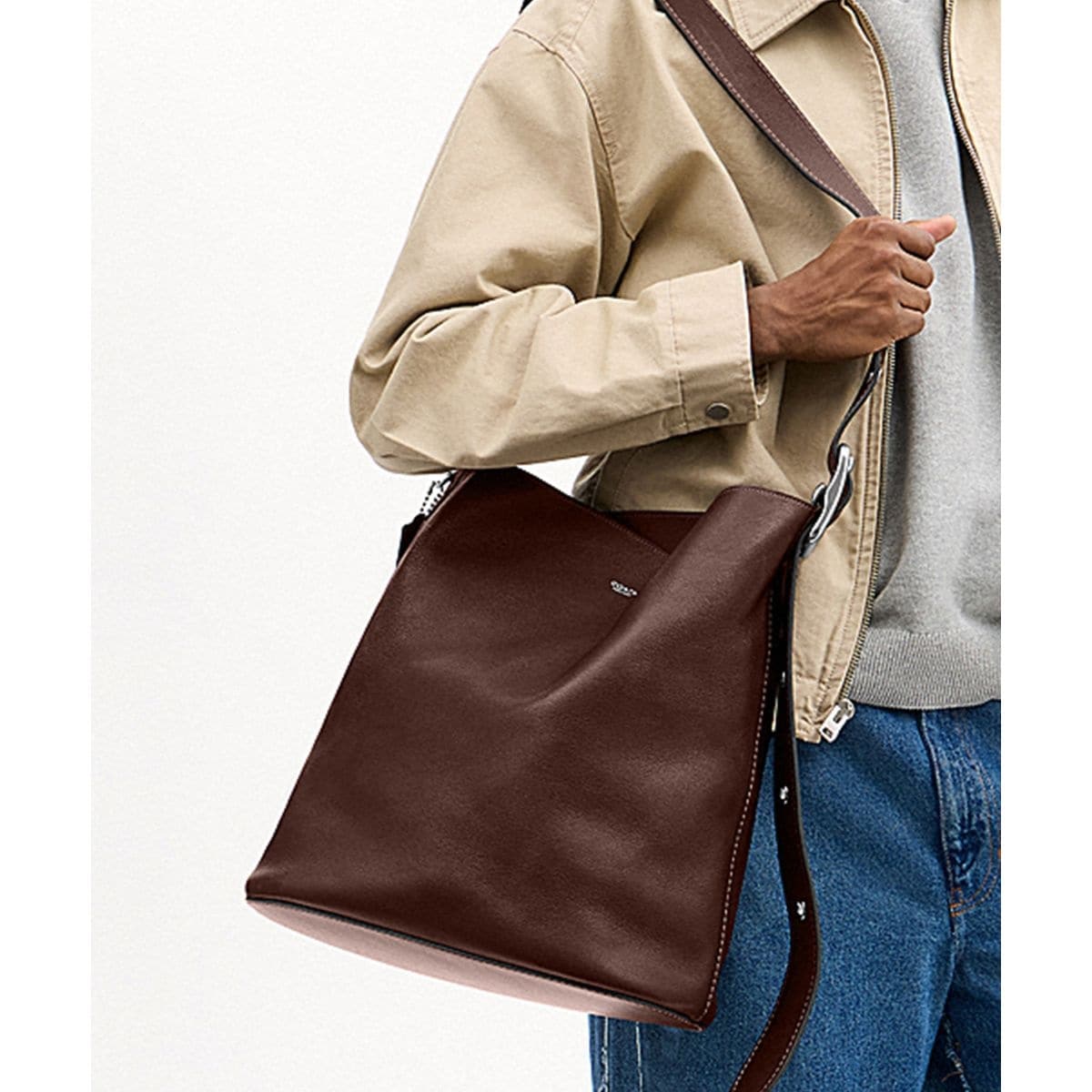 コーチ(COACH) a4 ショルダーバッグ | 通販・人気ランキング - 価格.com