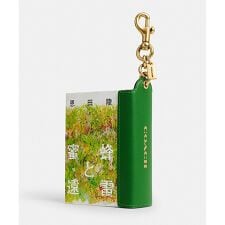 恩田陸『蜜蜂と遠雷』ブック バッグ チャーム | コーチ(COACH 