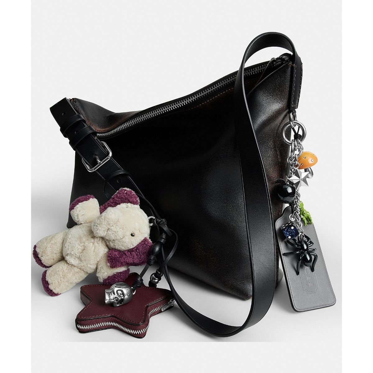 【極美品✨】COACH シグネチャー×レザー　ショルダーバッグ　メッセンジャー モット メッセンジャー バッグ 38・ラブド レザー・チャーム | コーチ
