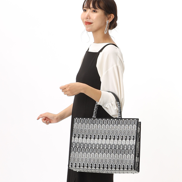 オポチュニティ【フルラ】トートバッグ OPPORTUNITY L TOTE - トートバッグ