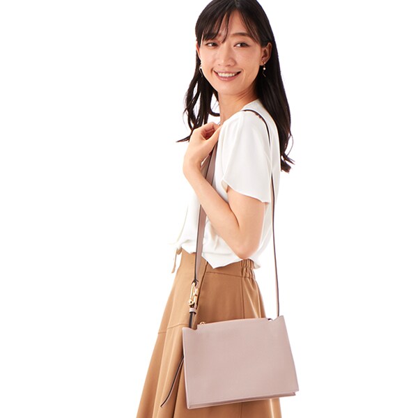 FURLA NUVOLA Ballerinaライトベージュ Sクロスボディバッグ FURLA NUVOLA S クロスボディバッグ | フルラ(FURLA) | マルイ