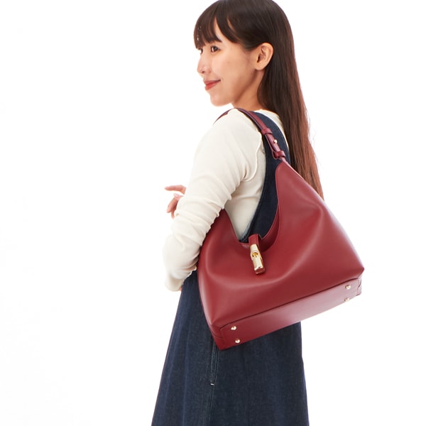 FURLA GOCCIA M ホーボーバッグ | フルラ(FURLA) | マルイウェブチャネル