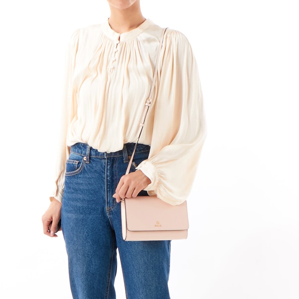 FURLA♡ハンド.ショルダーバッグ FURLA（フルラ） ハンドバッグ SFERA VERTICAL CROSSBODY BAG スフェラ