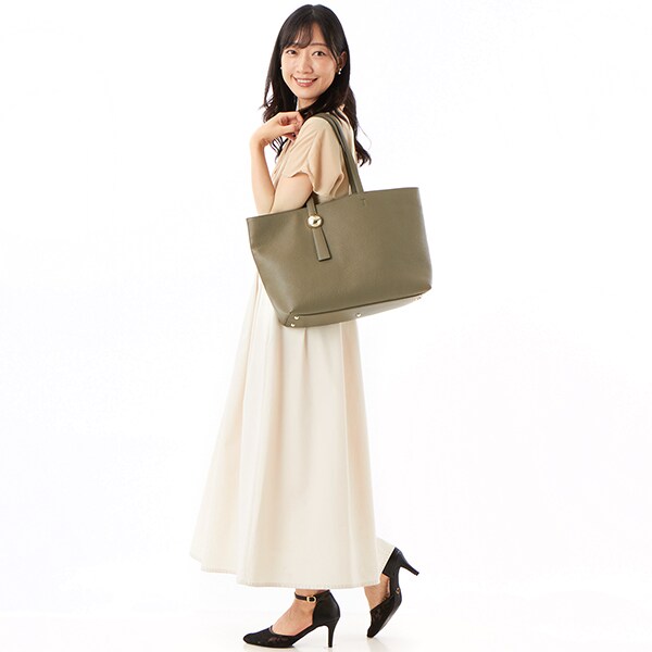 公式】FURLA SFERA L トートバッグ | フルラ(FURLA) | マルイ