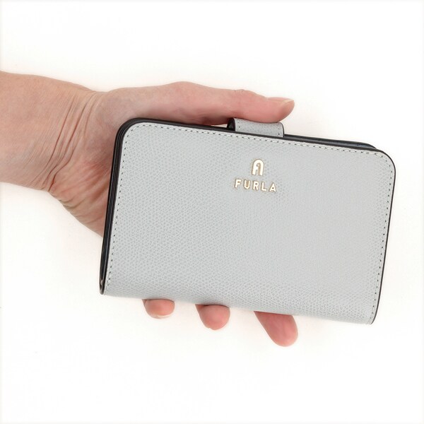 公式】フルラ カメリア コンパクトウォレット S | フルラ(FURLA