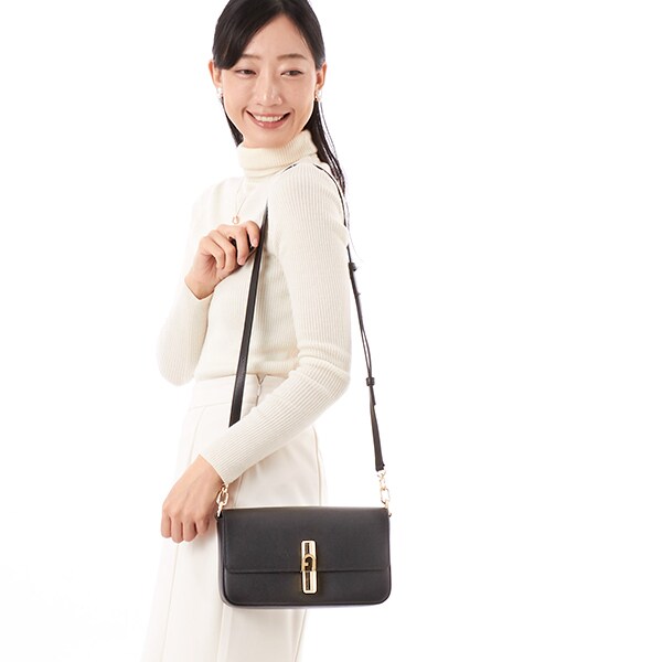 新品未使用❣️タグ付き　BEAMS SERPUI パーティーバッグ　2WAY ロゴプレート付き キルティング2WAYショルダーバッグ