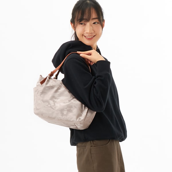 [}C]Vh[WJ[h 2WAY~jg[gobO/ oKWF[iLA BAGAGERIEj AC{[