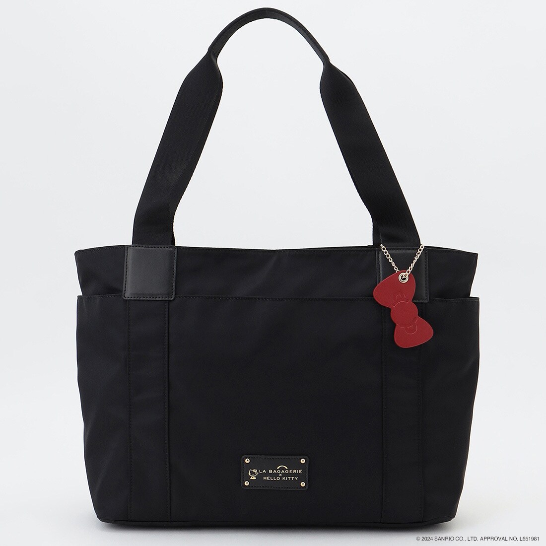 LA BAGAGERIE×HELLO KITTY】リボンチャーム付き デイリートート M