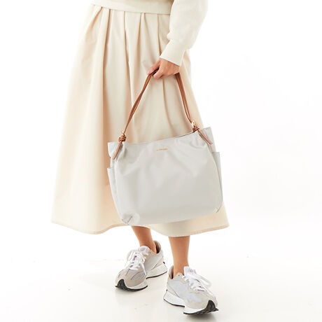 [^:B0087-04]ԓIȐlCACex[XɁALoXCNȃ|GXegpV[YBDڂ̑efނgp邱ƂŁAn̂邵ƂɂȂĂ܂BVGbg̓VvłAS[h̋ƉؚȃnhŃfBCNȃACeɁBRbg⃊l̑fނyʂɎdオĂ̂͂̈łB͂dl3w\ɂȂĂ܂̂ŁA[͂Ă܂Bėn͑N₩ȃJ[`CXAVѐŜy₩ȈۂɂȂĂ܂BA4TCY[łTCYŁAʋ΁EʊwȂǂ̃fC[[X͂AspEopobOƂĂgp܂BOcI[v|Pbg~2,t@Xi[|Pbg~1,I[v|Pbg~2cI[v|Pbg~2,t@Xi[|Pbg~1Ɩ̊֌WɂAۂFČꍇ܂B܂p\REX}[gtHȂǂ̊ɂA኱iƉ摜̃J[قȂꍇ܂B\߂B